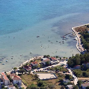Apartament Valadar